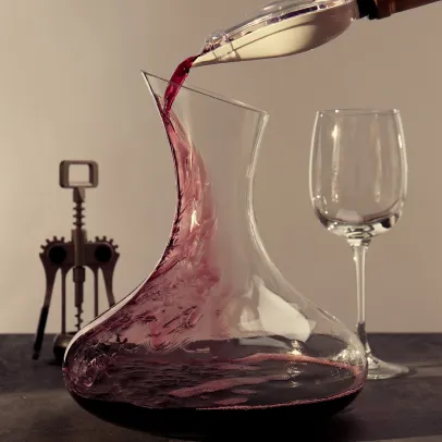 Carafes à vins à la boutique de la Cave de Neuville - Neuville aux Bois - Loiret (45)